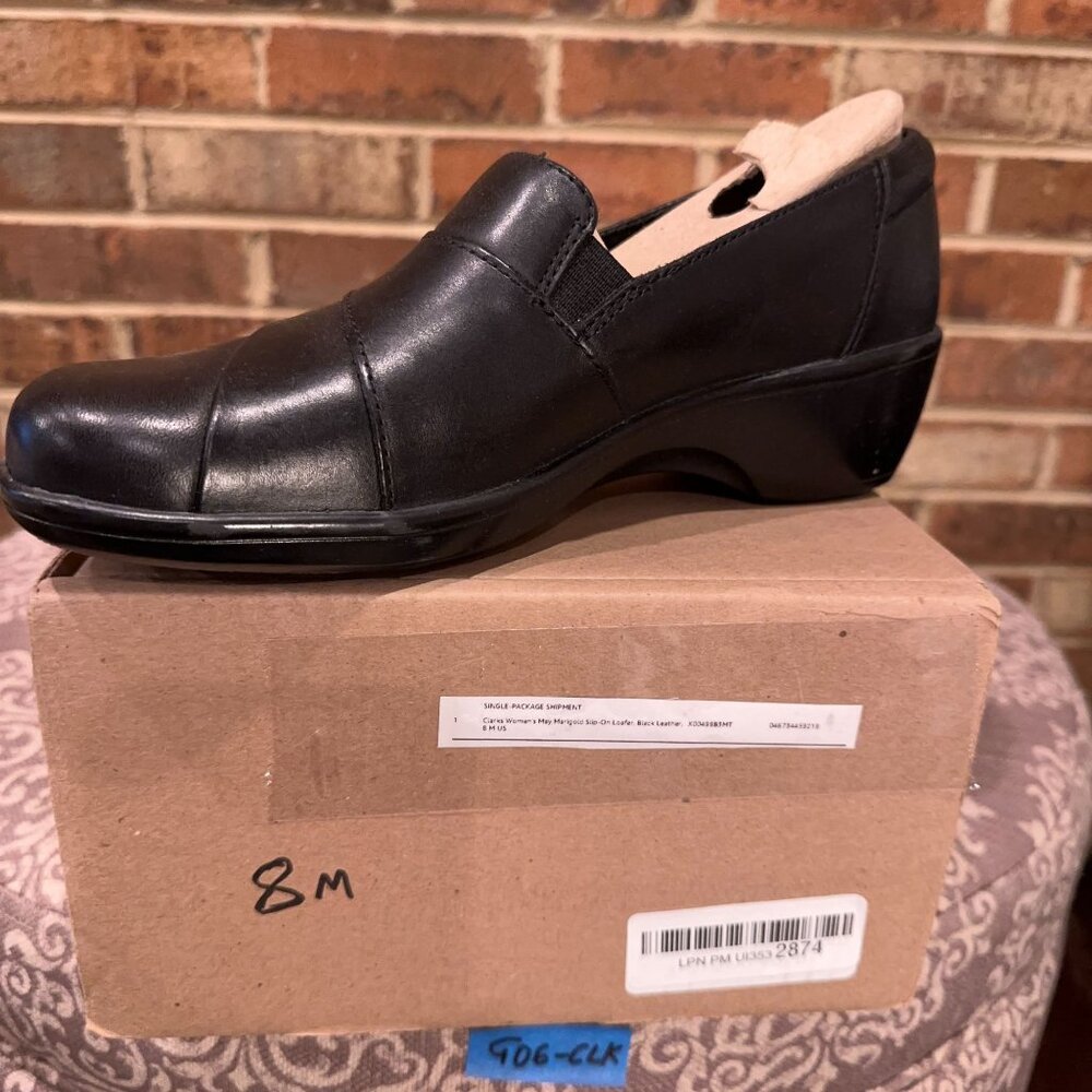 Clarks Women's May Marigold Slip On Loafer Size 8 Square Toe Leather Black - Picture 7 of 7